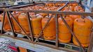 En una imagen de archivo, bombonas de gas butano