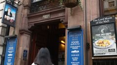 Pub de la cadena Wetherspoon que rebajar� las cervezas para celebrar el brexit