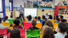 Una de las sesiones llevada a cabo con escolares