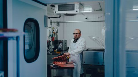 Juan Lage, ganadero con carnicer�a propia, uno de los manifestantes de la tractorada en Ourense