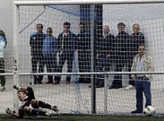 El portero del Mugardos no ataj� el penalti que lanz� el capit�n de la SD Chantada, Kadete. 