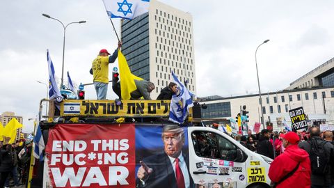 Manifestacin en Jerusaln para pedir la liberacin de los rehenes en manos de Hams.