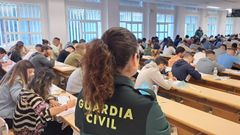 Pruebas te�ricas de las oposiciones a la Guardia Civil, en una imagen de archivo.