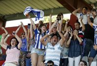 El comportamiento de los familiares en la grada es una de las preocupaciones de los clubes. 