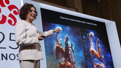 La astrofsica viguesa de la NASA, Begoa Vila Costas, en su intervencin en el acto de celebracin de los 25 aos de lavozdegalicia.es en Vigo