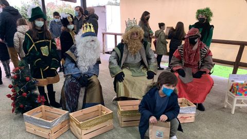 Visita de Melchor, Gaspar y Baltasar a Coirs en el 2022