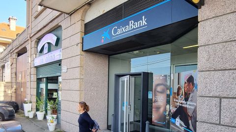 Exterior de una entidad bancaria en Vigo. 