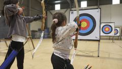 No hay una edad m�nima para empezar en el tiro. 