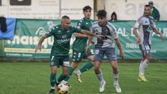 Los jugadores del Arenteiro ante el Racing de Ferrol