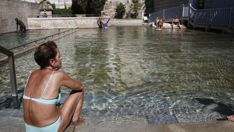 Ourense presume de las Burgas y de su piscina termal