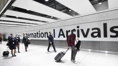 Pasajeros en el aeropuerto de Heathrow, en Londres, el pasado d�a 21
