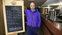 �scar Engroba, due�o del bar �O 14�, en la r�a Nova