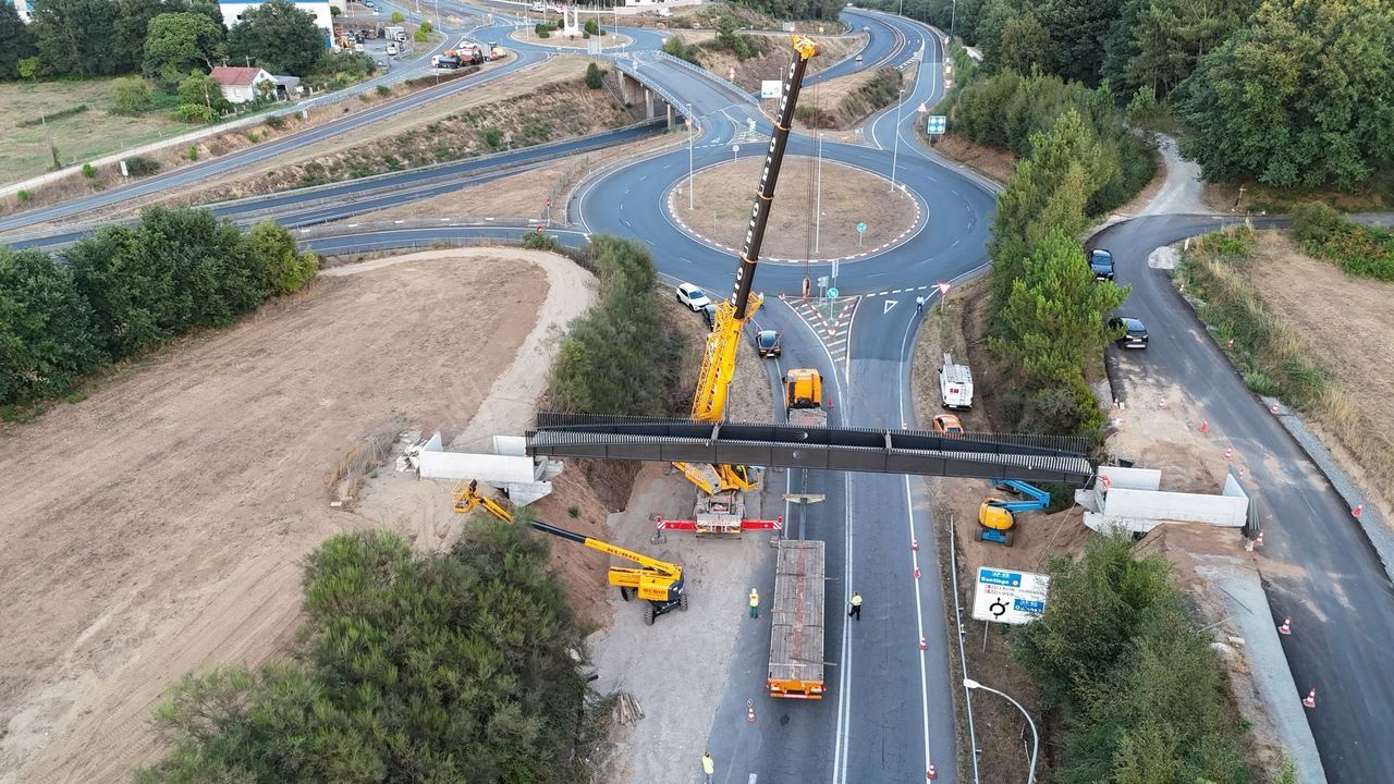 Pasarela para peregrinos en Bendoiro sobre la N-525