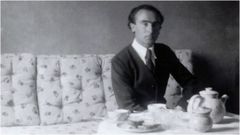 Retrato de Lois Tob�o (Viveiro, 1906-Madrid, 2003), que foi membro do Seminario de Estudos Galegos, militante galeguista, escritor, xornalista, diplom�tico, tradutor...