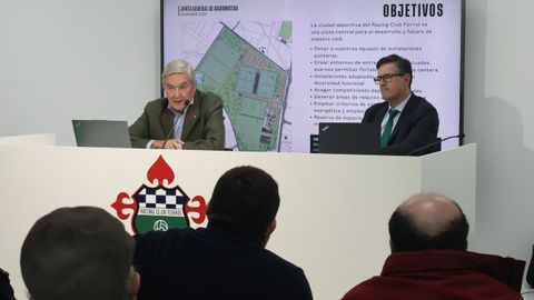 Junta de accionistas celebrada en el estadio de A Malata. 