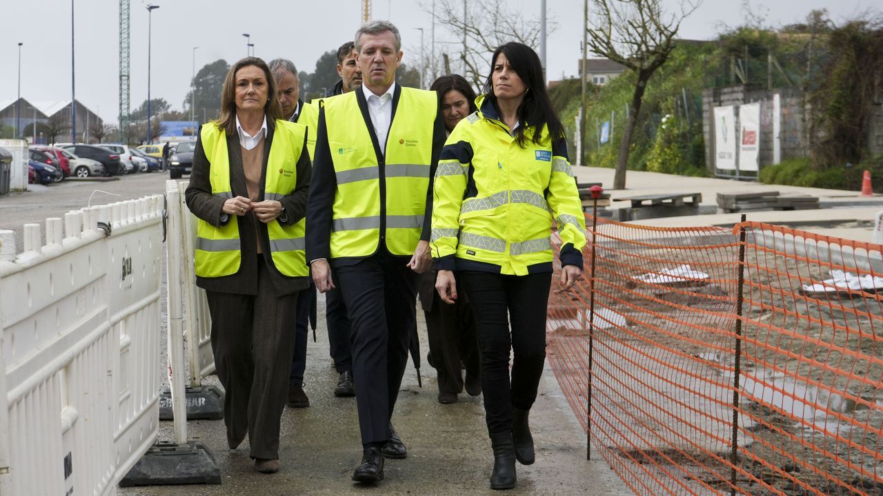 Rueda destaca que la Xunta ya está construyendo más de 300 viviendas en el barrio vigués de Navia
