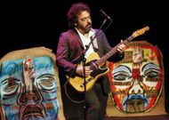 Narf abrir� el programa musical actuando en Casa Mag�n. 