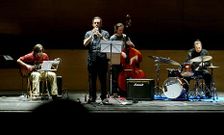 Uno de los conciertos did�cticos con alumnos del Seminario Permanente de Jazz.
