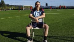 La jugadora de As Celtas Paula Rodr�guez, antes del entrenamiento de este jueves en A Madroa.