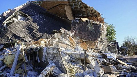 Destrozos en la ciudad ucraniana de Dnipro tras un ataque ruso