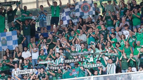 Afici�n del Racing en el Tartiere.
