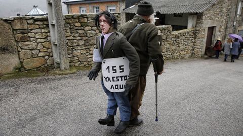 Desfile de Folións en Vilariño de Conso (Ourense)