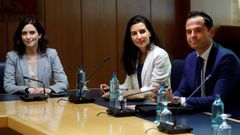 Ayuso (PP), Monasterio (Vox) y Aguado (Cs) durante una reuni�n