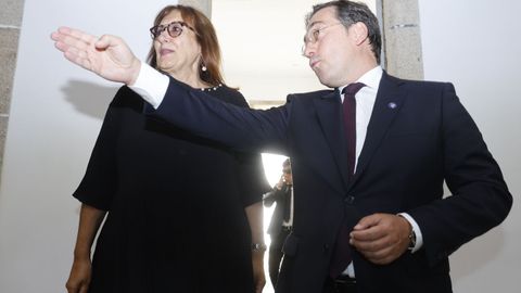 La vicepresidenta de la Comisin Europea para asuntos de Democracia y Demografa, Dubravka Suica, con el ministro de Asuntos Exteriores, Jos Manuel Albares