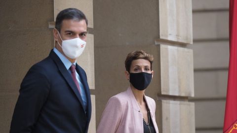 S�nchez con la presidenta de Navarra, Mar�a Chivite