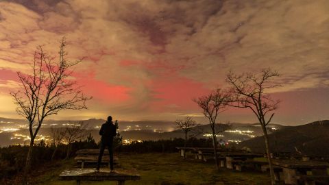 Aurora boreal desde el mirador del monte de San Nomedio en As Neves