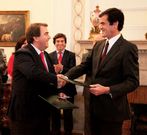 Negreira y Moreira, ayer en Oporto tras la firma de un convenio. 