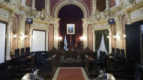 El sal�n de plenos del Concello de Ourense, vac�o.