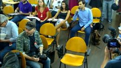 Petici�n de mano sorpresa en una rueda de prensa del Consell