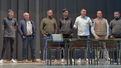 Marrube, con camisa azul, y el resto de los miembros de la nueva directiva del tecor