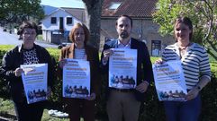 M&oacute;nica Casta&ntilde;o, trabajadora social; Isabel Fabeiro, psic&oacute;loga; Esteban Ares, alcalde; y Silvia Agrafojo, concejala de Servizos Sociais