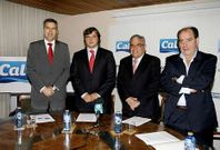 Enrique Orge, Manuel Calvo, Jos� Luis Calvo y Luciano Calvo, en la sede de Carballo.