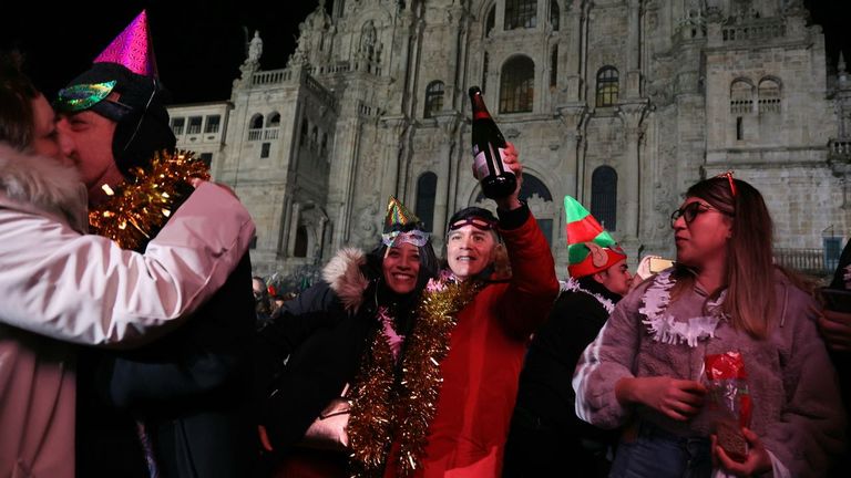 El Obradoiro despide el a�o con uvas y�mucha ilusi�n