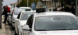 Taxis de Pontevedra en una parada del centro de la ciudad