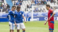 Saul Berjon Tejera David Rodriguez Real Oviedo Numancia Carlos Tartiere.Sa�l Berj�n y Sergio Tejera se disponen a sacar una falta ante David Rodr�guez