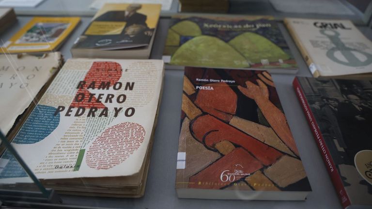 Exposici�n biobibliogr�fica  Ram�n Otero Pedrayo. 1888 - 1976 , en Casa Galega daCultura de Vigo.