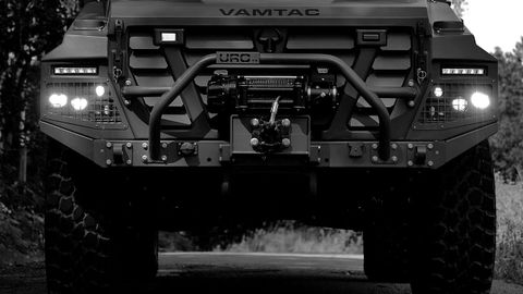 Frontal del VAMTAC-AX4 que Urovesa presentar� a mediados de mes en Par�s.