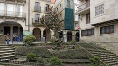El edificio se encuentra en las inmediaciones de la praza do Trigo
