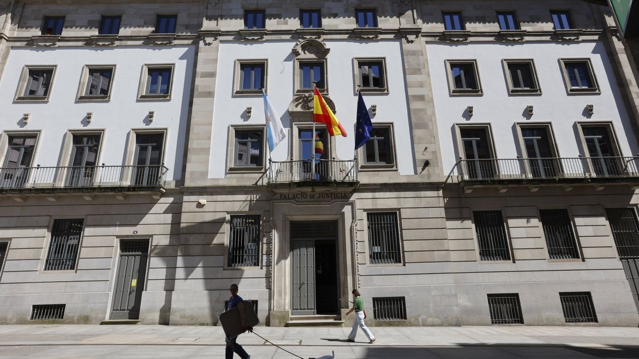 Un padre de Pontevedra está acusado de quedarse con 400.000 euros que cobró de indemnización su hijo de diez años al morir su madre en un accidente
