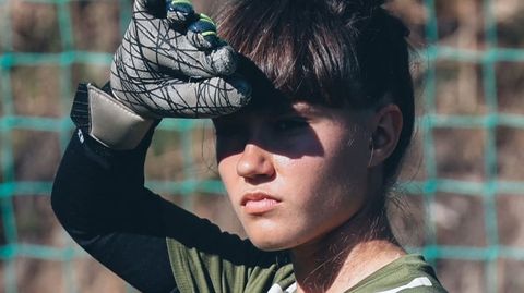 La portera de As Celtas Naiara Mart�nez, en un entrenamiento.