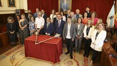 Foto de familia de los miembros de la corporaci�n municipal en junio, al inicio de este mandato