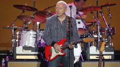 Knopfler en su actuaci�n en Santiago en 2015