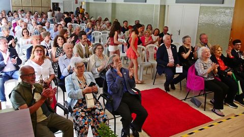 Profesores y alumnos que se dieron cita en la celebraci�n