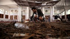 Imagen del ataque a la mezquita de Yemen