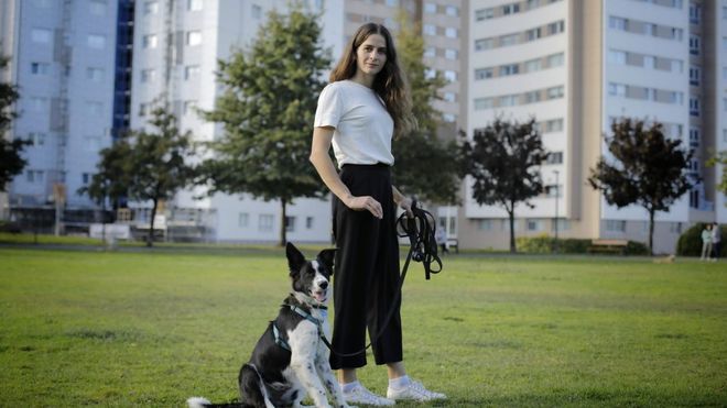 Clara Gonzlez, adiestradora canina y fundadora de Vayadogs.