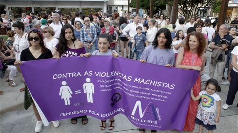 Manifestaci�n en Ribeira contra el auto que deja en libertad a los miembros de La Manada